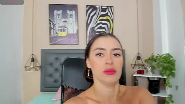 Snapshot of alicee_cooper chatting on 11-15-25, 02:35 alicee cooper online show from 11-15-25, 02:35