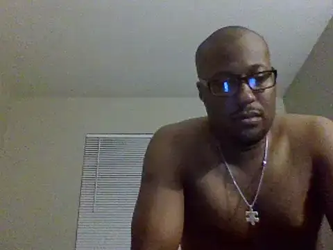 Snapshot of littbbc chatting on 12-23-24, 01:18 littbbc online show from 12-23-24, 01:18