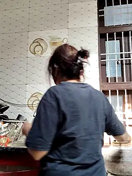 illay love online show from 11-04-25, 05:28