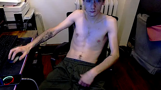 Snapshot of MrKingDick607 chatting on 10-22-25, 12:27 MrKingDick607 online show from 10-22-25, 12:27