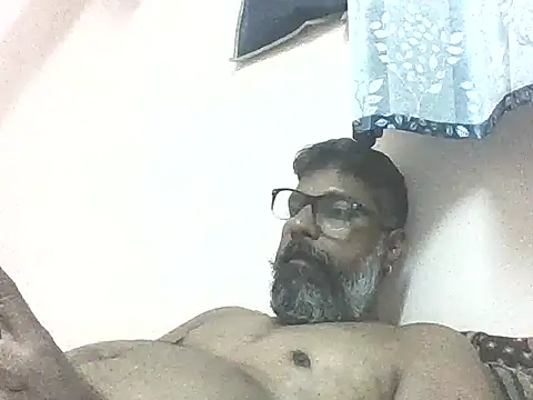 Snapshot of prakmat chatting on 07-19-26, 04:33 prakmat online show from 07-19-26, 04:33