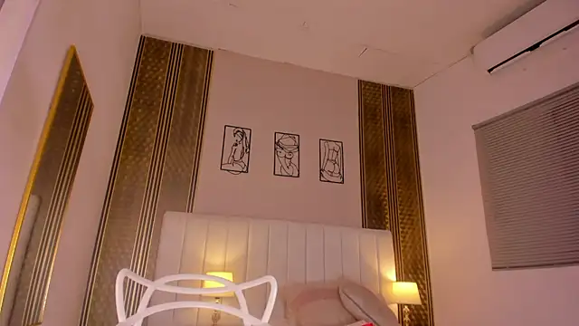 zoe sky  online show from 03-25-26, 11:38