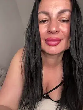 Snapshot of Helena7077 chatting on 05-12-26, 11:35 Helena7077 online show from 05-12-26, 11:35