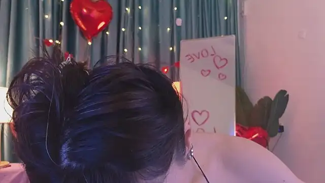 AudreyMell online show from 02-11-25, 06:22