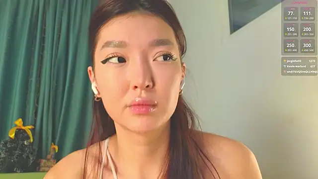 AudreyMell online show from 12-22-25, 03:09