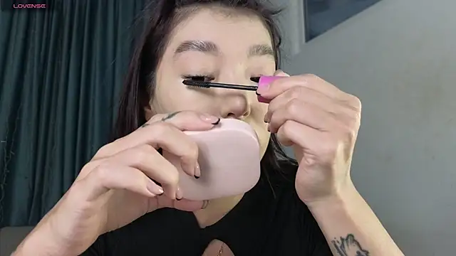 AudreyMell online show from 04-27-26, 02:48