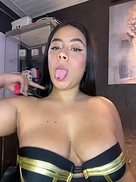 Snapshot of ElaaPerez chatting on 10-26-25, 05:52 ElaaPerez online show from 10-26-25, 05:52