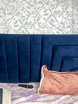 Snapshot of ElaaPerez chatting on 11-20-25, 12:38 ElaaPerez online show from 11-20-25, 12:38