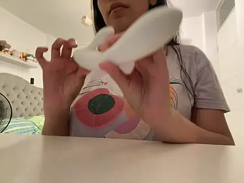 Snapshot of ForeverLola2024 chatting on 03-04-25, 04:06 ForeverLola2024 online show from 03-04-25, 04:06