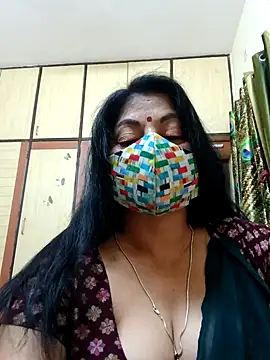 Snapshot of Ratna-777 chatting on 03-18-25, 06:15 Ratna-777 online show from 03-18-25, 06:15