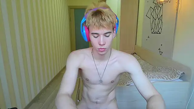 gayGamogey online show from 06-09-26, 12:17