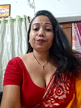 Snapshot of DREAM_GIRL-30 chatting on 10-28-25, 02:09 DREAM GIRL-30 online show from 10-28-25, 02:09