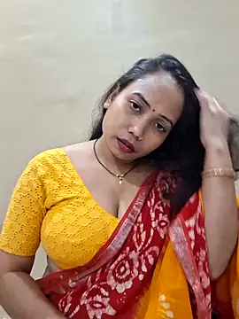 Snapshot of DREAM_GIRL-30 chatting on 12-17-25, 05:30 DREAM GIRL-30 online show from 12-17-25, 05:30