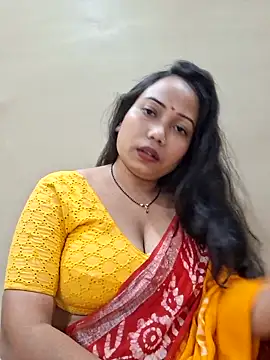 Snapshot of DREAM_GIRL-30 chatting on 12-18-25, 12:22 DREAM GIRL-30 online show from 12-18-25, 12:22