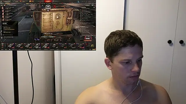 BigL0ve online show from 10-31-25, 01:23