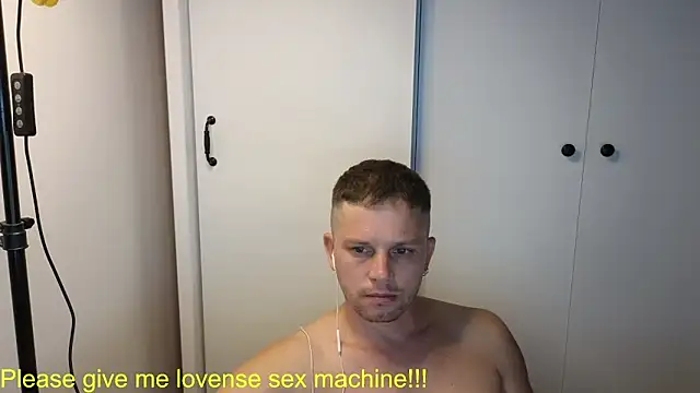 BigL0ve online show from 07-15-26, 01:49