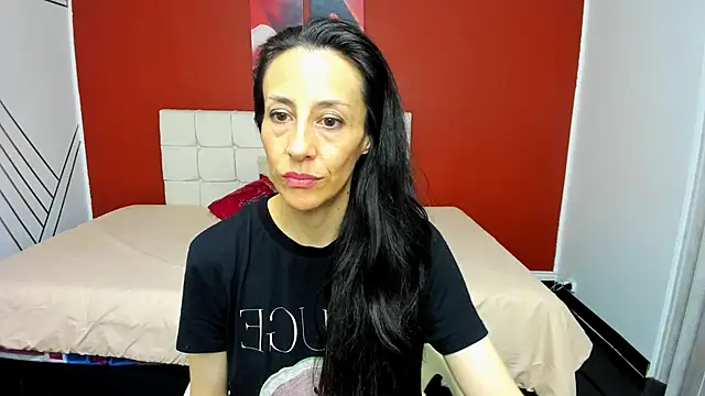 Snapshot of Abrillee1 chatting on 12-29-24, 11:18 Abrillee1 online show from 12-29-24, 11:18