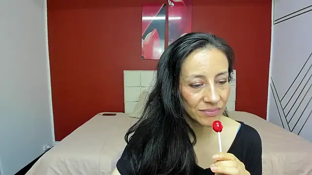 Snapshot of Abrillee1 chatting on 02-06-25, 01:16 Abrillee1 online show from 02-06-25, 01:16