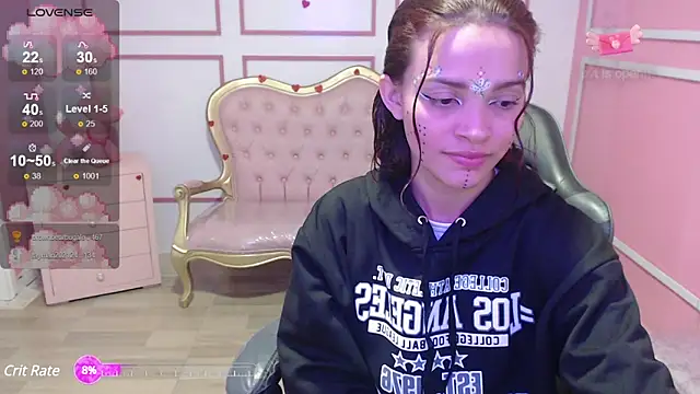 Snapshot of ailen_t chatting on 12-05-24, 04:42 ailen t online show from 12-05-24, 04:42