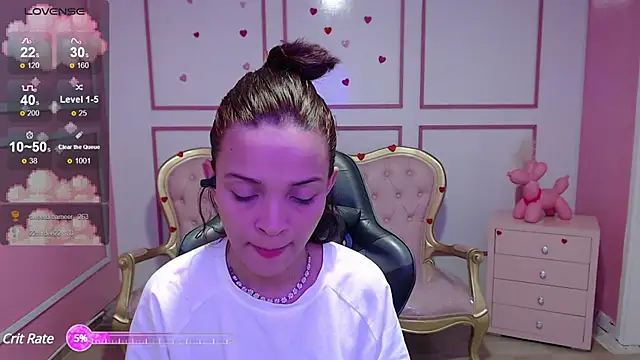 Snapshot of ailen_t chatting on 12-06-24, 03:52 ailen t online show from 12-06-24, 03:52