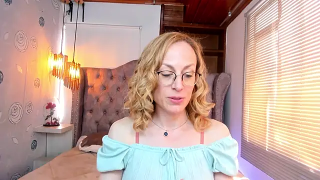 Snapshot of SammySanders chatting on 01-24-25, 06:25 SammySanders online show from 01-24-25, 06:25