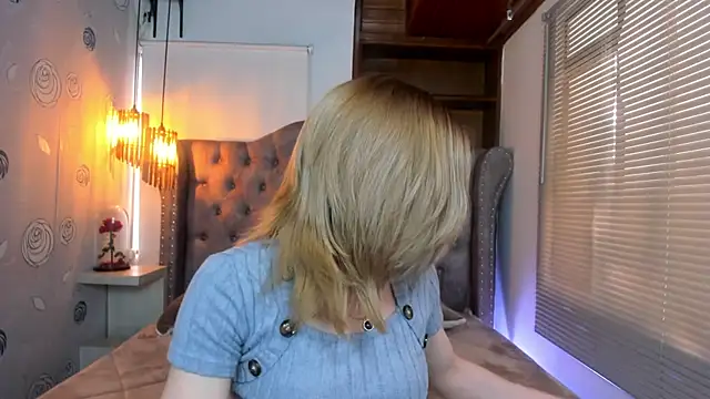 Snapshot of SammySanders chatting on 01-28-25, 03:35 SammySanders online show from 01-28-25, 03:35