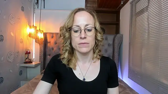 Snapshot of SammySanders chatting on 02-05-25, 09:07 SammySanders online show from 02-05-25, 09:07