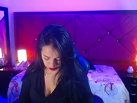 Snapshot of Julietacollins06 chatting on 05-04-26, 01:29 Julietacollins06 online show from 05-04-26, 01:29