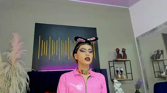 BrianaSchafer online show from 12-18-24, 05:10