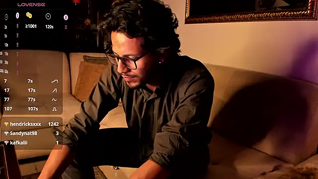 Snapshot of Nicholasrodrii chatting on 01-21-25, 01:50 Nicholasrodrii online show from 01-21-25, 01:50