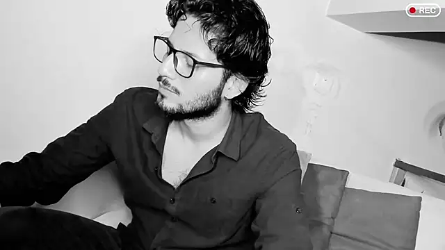 Snapshot of Nicholasrodrii chatting on 03-16-25, 09:58 Nicholasrodrii online show from 03-16-25, 09:58