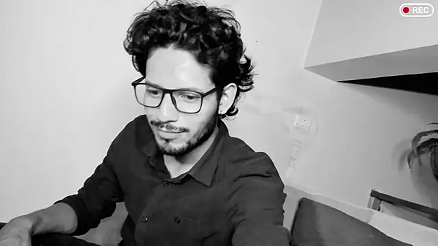 Snapshot of Nicholasrodrii chatting on 03-17-25, 11:00 Nicholasrodrii online show from 03-17-25, 11:00