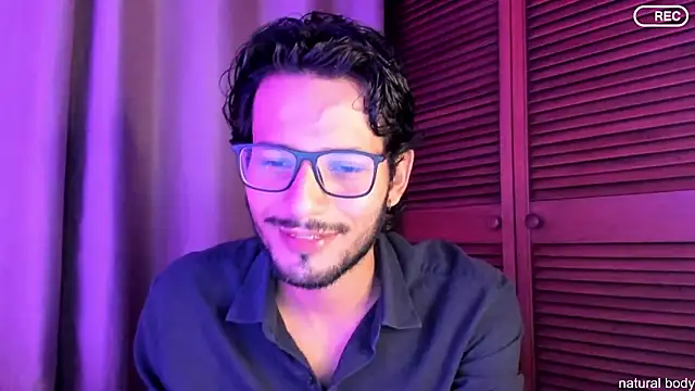 Snapshot of Nicholasrodrii chatting on 10-07-25, 10:51 Nicholasrodrii online show from 10-07-25, 10:51