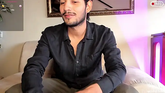 Snapshot of Nicholasrodrii chatting on 11-27-25, 07:16 Nicholasrodrii online show from 11-27-25, 07:16