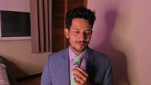 Snapshot of Nicholasrodrii chatting on 02-15-26, 11:56 Nicholasrodrii online show from 02-15-26, 11:56