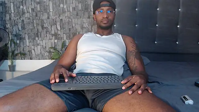 Snapshot of Joseephjackson chatting on 06-02-26, 01:57 Joseephjackson online show from 06-02-26, 01:57