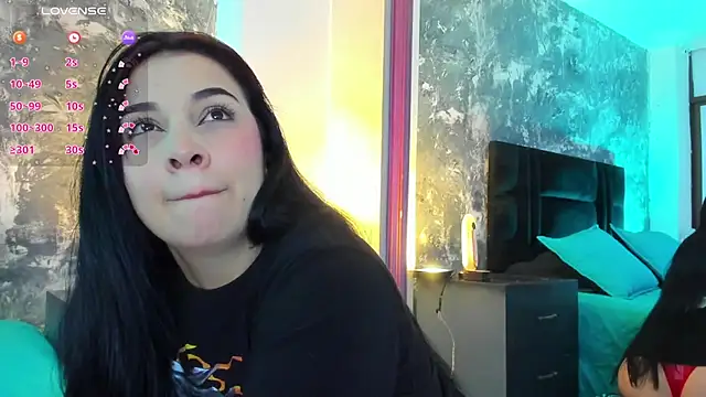 Snapshot of brianaGuzman chatting on 01-17-25, 01:24 brianaGuzman online show from 01-17-25, 01:24