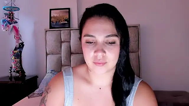 Snapshot of brianaGuzman chatting on 08-08-26, 07:38 brianaGuzman online show from 08-08-26, 07:38