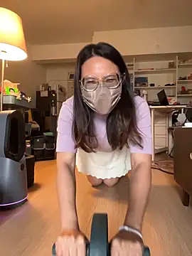 yourbootygirl online show from 04-11-26, 07:02