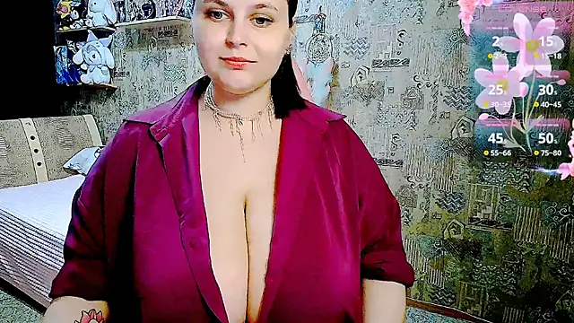 Snapshot of WhisperInTheDarkk chatting on 07-28-26, 09:03 WhisperInTheDarkk online show from 07-28-26, 09:03