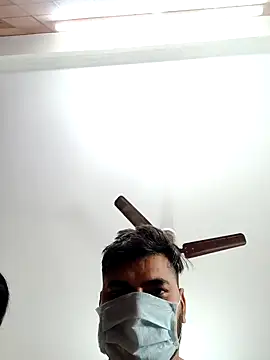 Snapshot of aaliya_bhattt chatting on 12-15-24, 06:04 aaliya bhattt online show from 12-15-24, 06:04