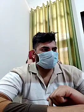 Snapshot of aaliya_bhattt chatting on 12-22-24, 08:05 aaliya bhattt online show from 12-22-24, 08:05