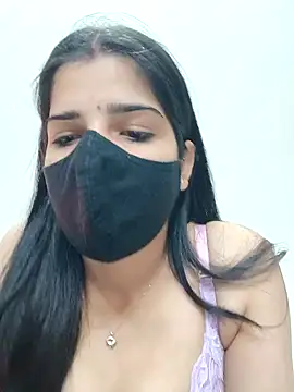 Snapshot of aaliya_bhattt chatting on 01-04-25, 02:56 aaliya bhattt online show from 01-04-25, 02:56