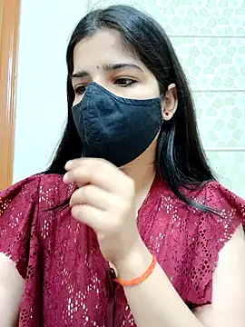 Snapshot of aaliya_bhattt chatting on 01-24-25, 03:11 aaliya bhattt online show from 01-24-25, 03:11