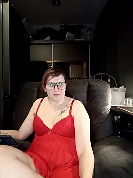 Snapshot of Marie1992PL chatting on 03-05-25, 03:40 Marie1992PL online show from 03-05-25, 03:40