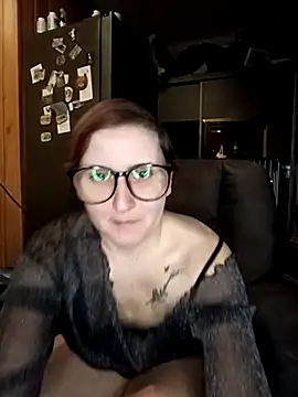 Snapshot of Marie1992PL chatting on 03-07-25, 03:49 Marie1992PL online show from 03-07-25, 03:49