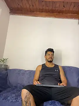 Snapshot of AndresSmith__ chatting on 02-11-26, 07:13 AndresSmith online show from 02-11-26, 07:13