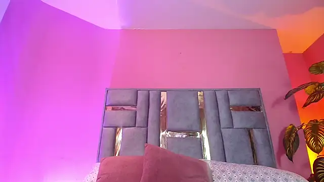 Bianca ks online show from 03-08-25, 06:32