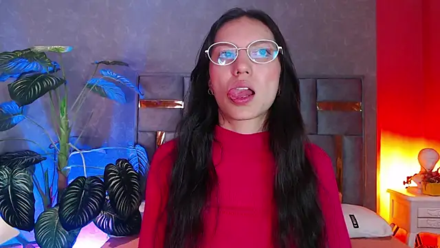 Bianca ks online show from 11-19-25, 03:39