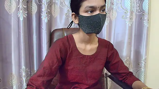 Snapshot of Srabontii chatting on 10-23-25, 06:39 Srabontii online show from 10-23-25, 06:39